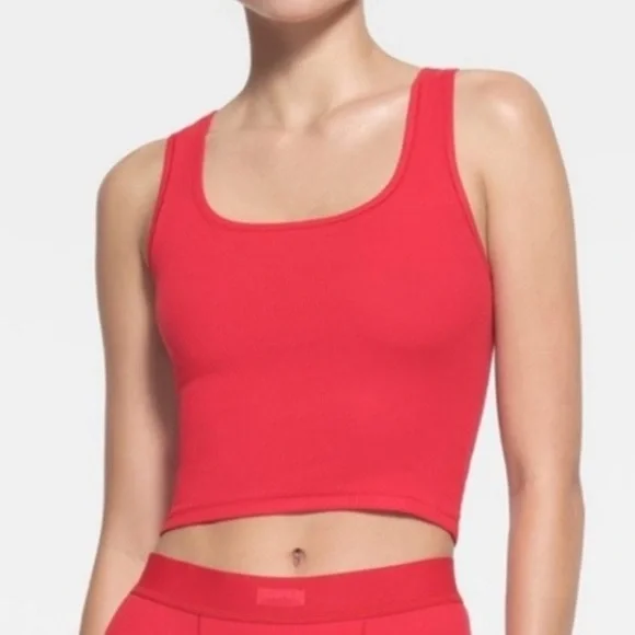 NWOT Skims Cotton Rib Crop Tank Red Size Medium - Picture 5 of 5